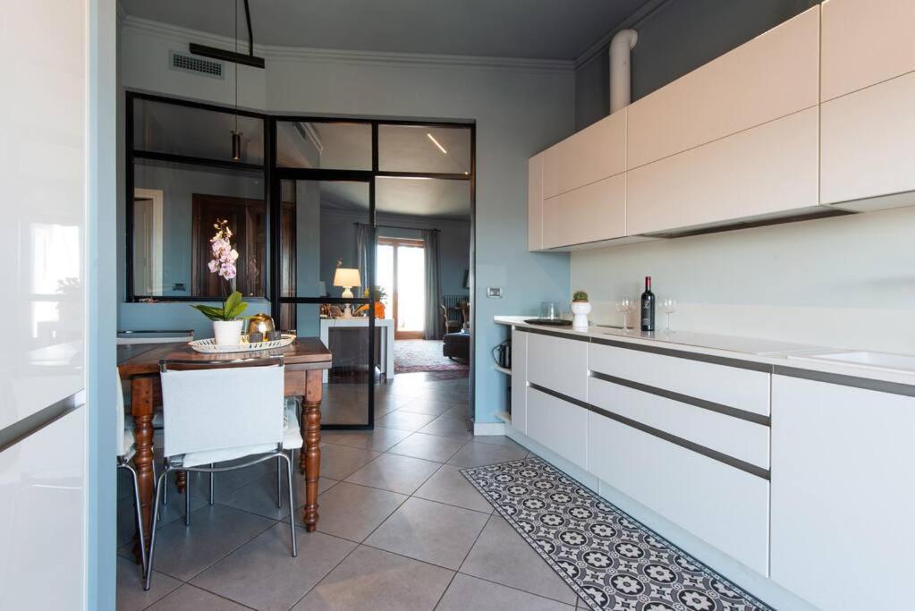 Casa No.Na - Attico Panoramico A Кераско Екстериор снимка